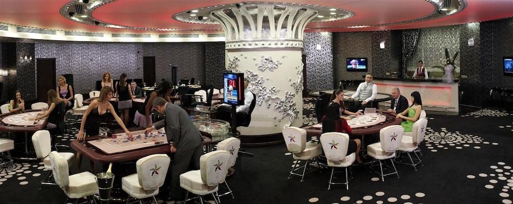 Grand Pasha Luxury Central Nicosia Hotel & Casino Экстерьер фото