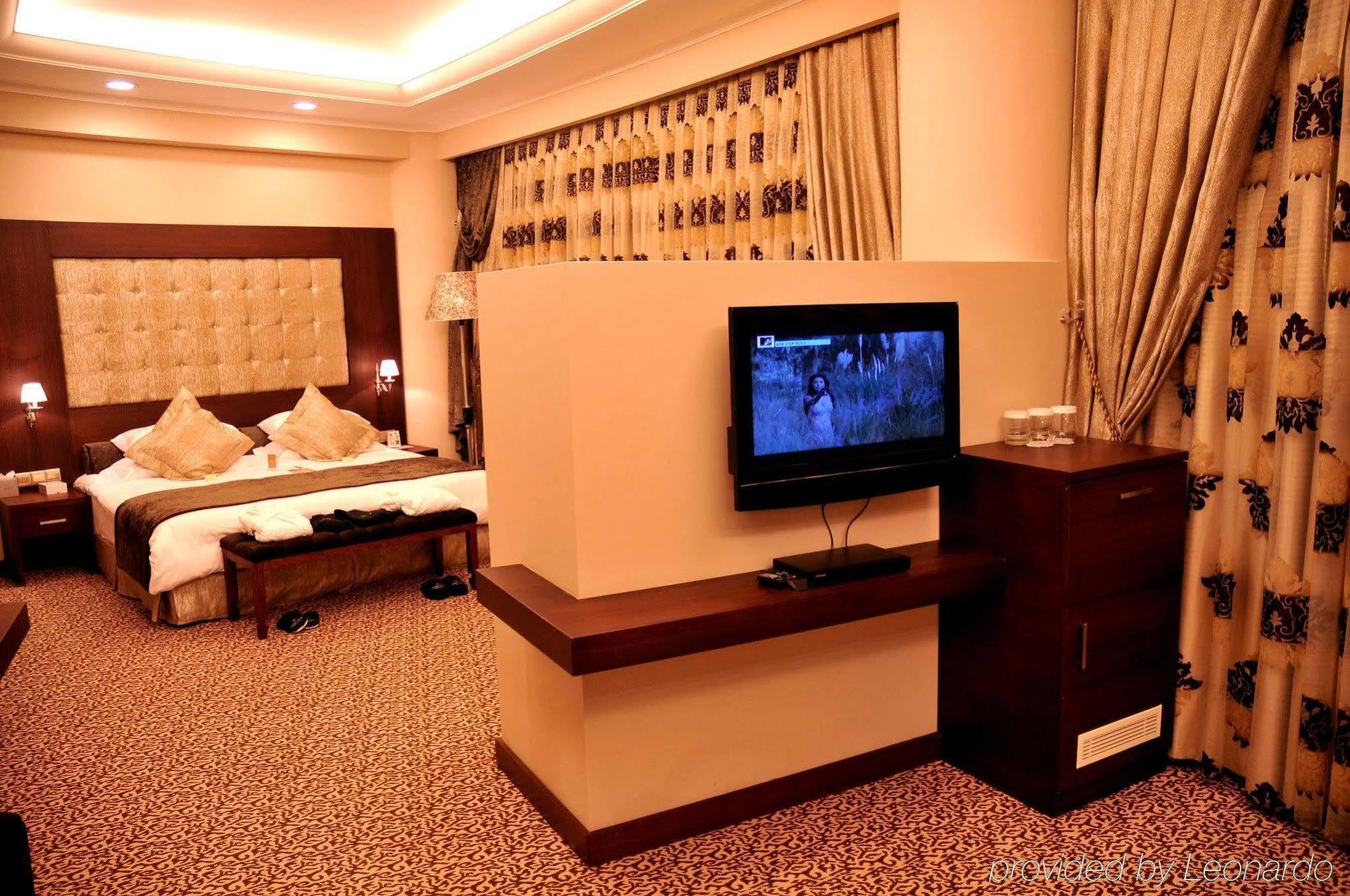 Grand Pasha Luxury Central Nicosia Hotel & Casino Номер фото